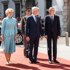 Příjezd do Hofburgu, přivítání s vojenskými poctami  (Alexander Van der Bellen, prezident Rakouské republiky a paní Doris Schmidauer), návštěva Rakouska 1.6.2023 foto: Tomáš Fongus