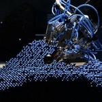 Outside Itself, 2011, interaktivní instalace, ABS koule