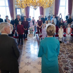 Prezidentský pár přivítal děti na Pražském hradě