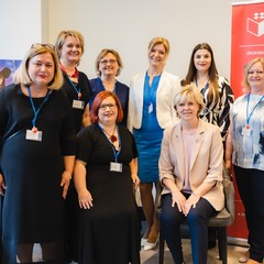 Eva Pavlová se zúčastnila Konference rané péče a slavnostního setkání u příležitosti Světového dne Červeného kříže v Senátu