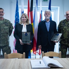 Návštěva prezidenta České republiky Petra Pavla společně s prezidentkou Slovenské republiky Zuzanou Čaputovou v Centru výcviku Lešť, 7.6.2023, foto: Zuzana Bönisch