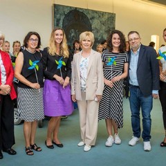 Manželka prezidenta Eva Pavlová přijala na Pražském hradě tým zdravotníků a jejich pacientů z neziskové organizace Dech života