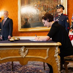 Prezident republiky jmenoval soudce Ústavního soudu  