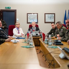 Prezident republiky se spojil s jednotkami zahraničních misí Armády ČR 