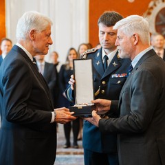 Prezident republiky udělil Billu Clintonovi řád T.G.M. I. třídy