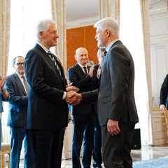 Prezident republiky udělil Billu Clintonovi řád T.G.M. I. třídy