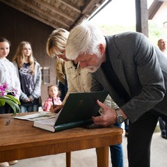 Návštěva prezidenta Petra Pavla a paní Evy Pavlové v Pardubickém kraji, statek U svatého Jána, Kunvald, 22.5.2024, foto: Tomáš Fongus 