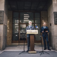 Pietní akt k 56. výročí okupace vojsky Varšavské smlouvy, budova Č. rozhlasu, 21.8.2024, foto: Zuzana Bönisch 