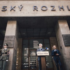 Pietní akt k 56. výročí okupace vojsky Varšavské smlouvy, budova Č. rozhlasu, 21.8.2024, foto: Zuzana Bönisch 