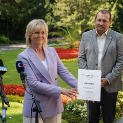 Setkání se zástupci potravinové, oděvní a nábytkové banky, rezidence v Královské zahradě, Pražský hrad, 1.8.2024, foto: Tomáš Fongus