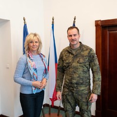 Setkání s náčelníkem Generálního štábu Armády ČR genpor. Karlem Řehkou, Vítězné náměstí, Praha, foto: Generální štáb AČR