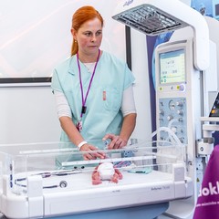 Předání simulátoru neonatální péče PAUL, Zemská porodnice u svatého Apolináře, Praha, 10.1.2025, foto: Nedoklubko z. s.