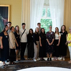 Setkání prezidenta republiky a paní Evy Pavlové s mladými aktivními občany z regionů, zámek Lány, 15.7.2025, foto: Zuzana Bönisch