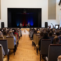 Debata se studenty středních škol, Sokolov, 11.11.2025, foto: Zuzana Bönisch