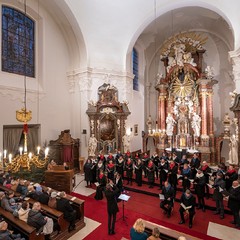 Adventní koncert v lánském kostele, kostel Nejsvětějšího Jména Ježíš v Lánech, 6.12.2025,  foto: Pražský filharmonický sbor - Petr Kadlec
