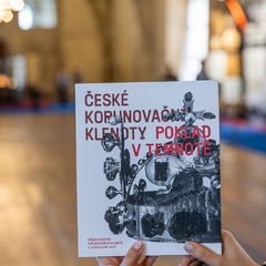 České korunovační klenoty: Poklad v temnotě